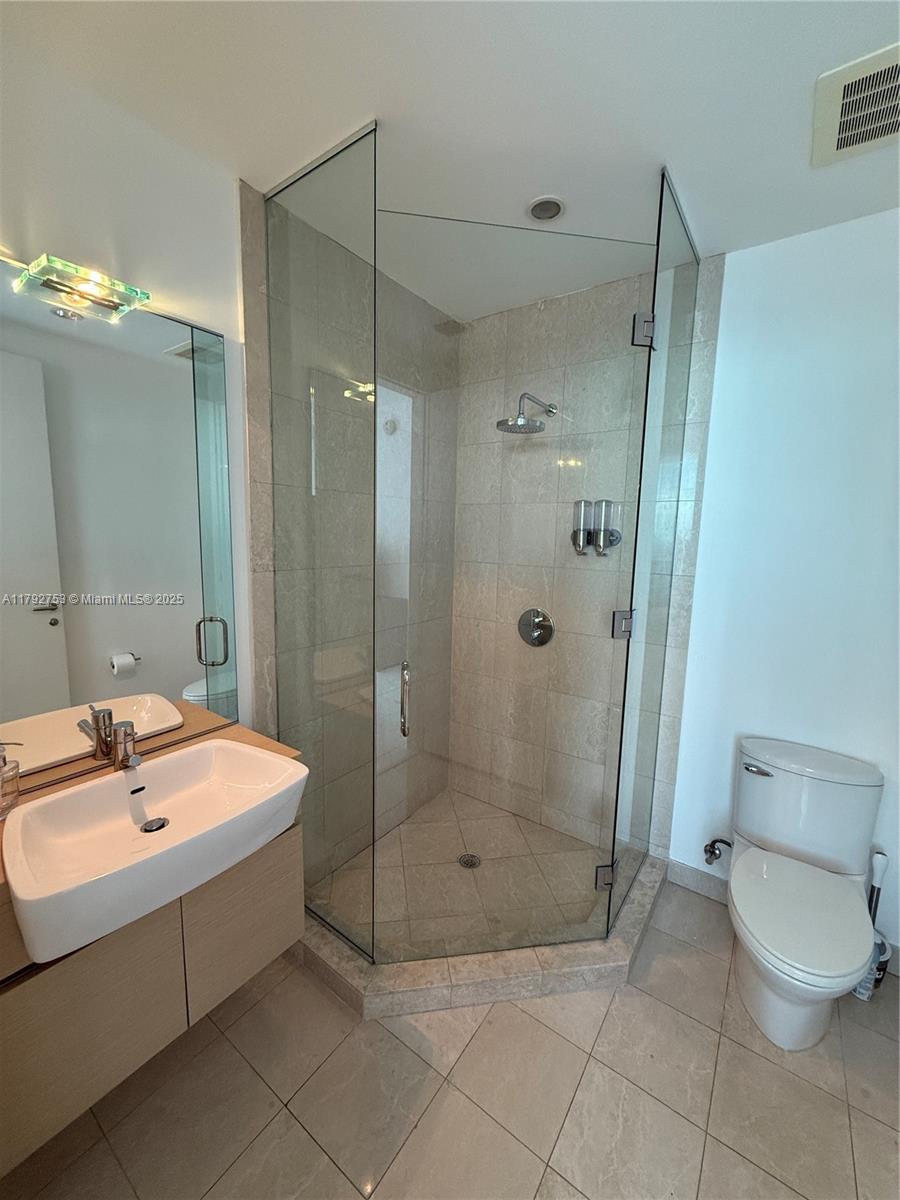 200 Biscayne Boulevard Way # 4911