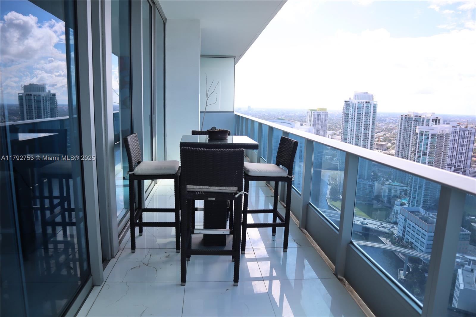 200 Biscayne Boulevard Way # 4911
