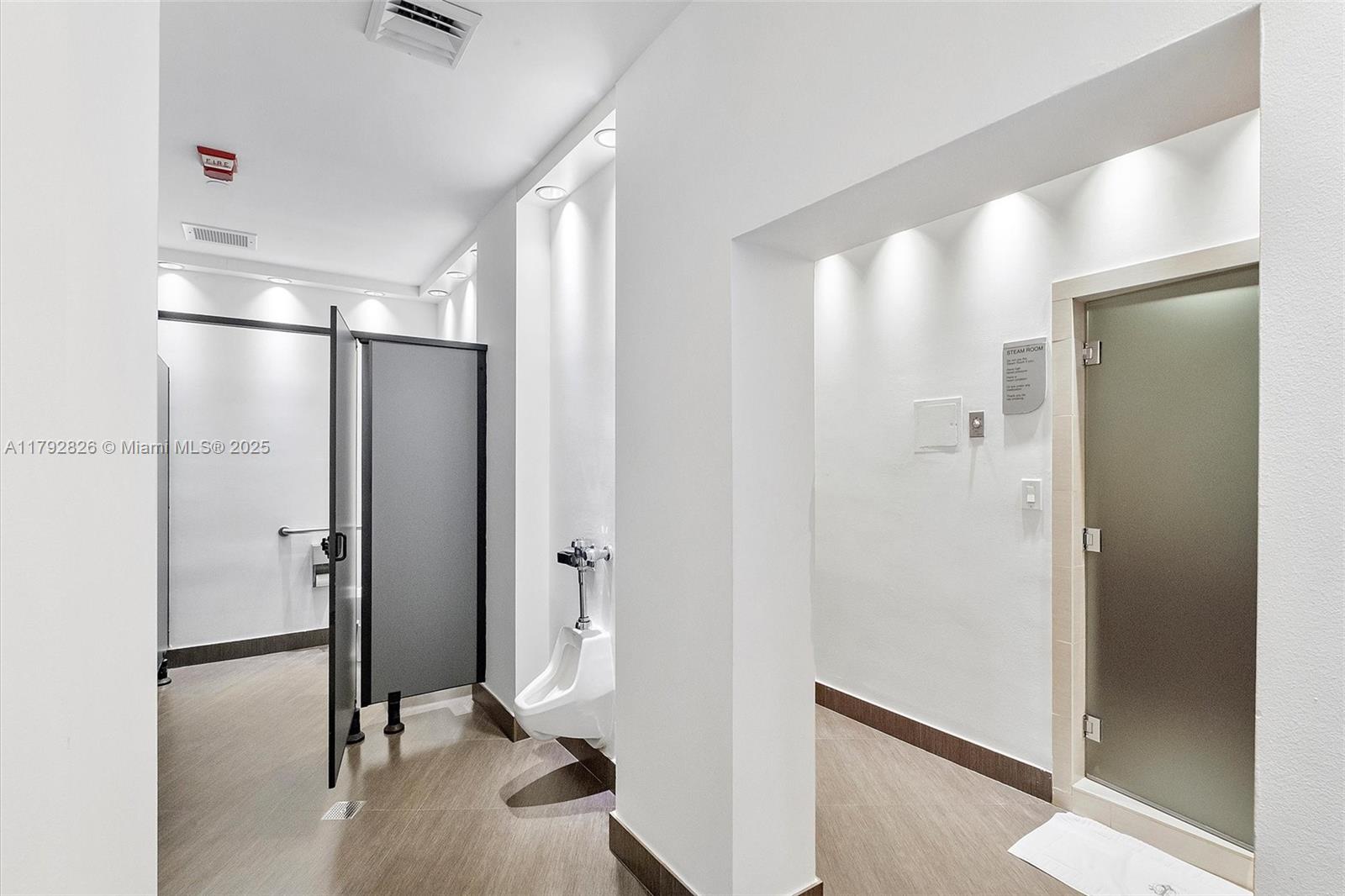 2127 Brickell Ave # 2704