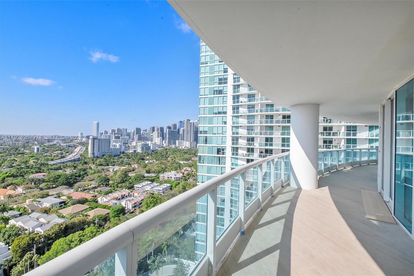 2127 Brickell Ave # 2704