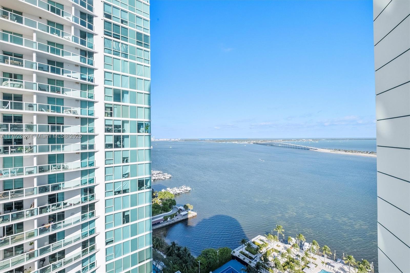 2127 Brickell Ave # 2704