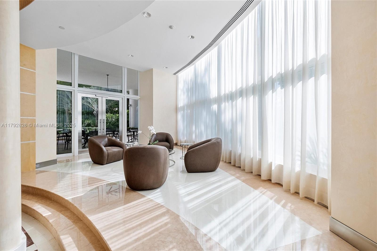 2127 Brickell Ave # 2704