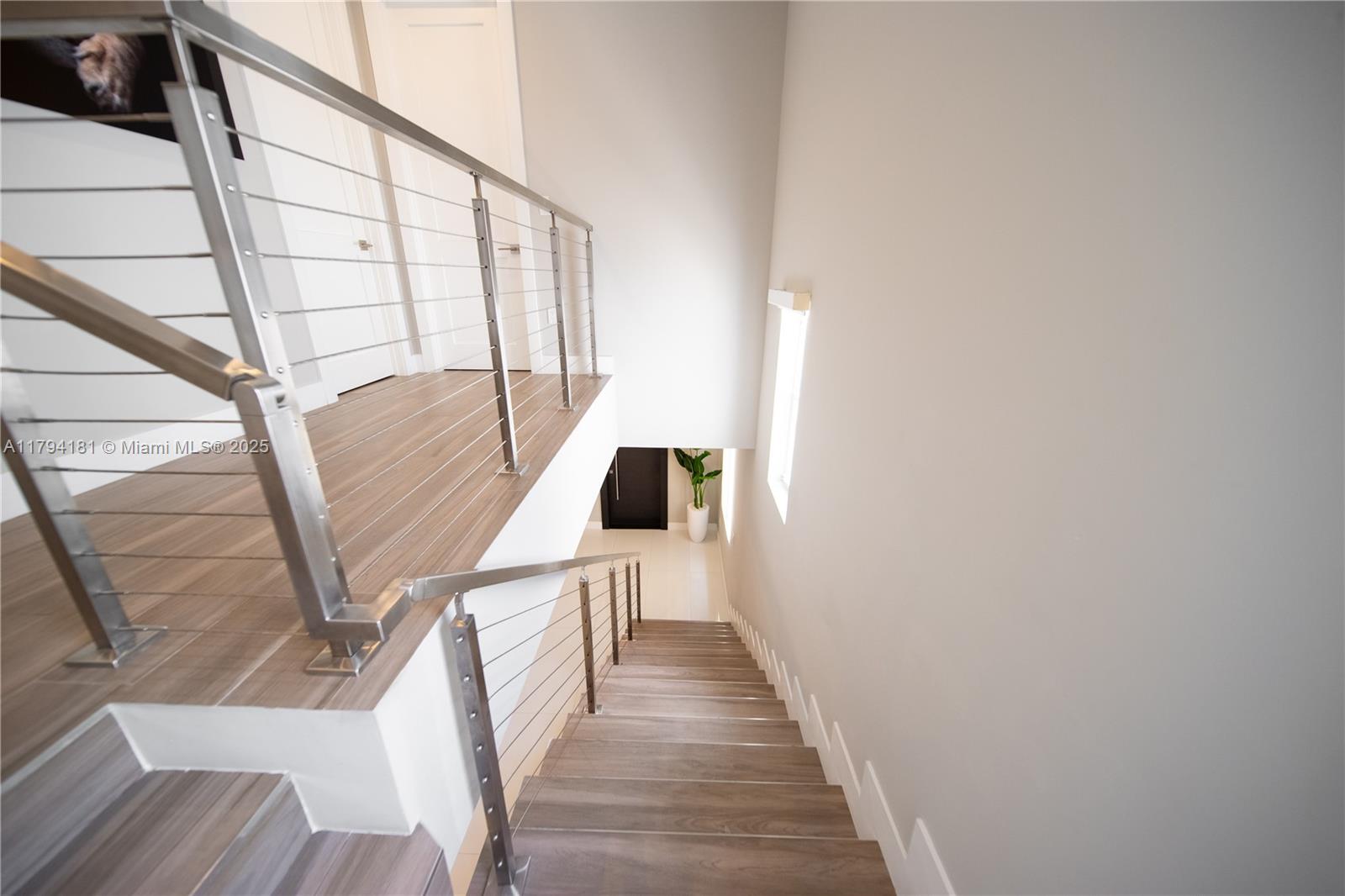 3667 SW 26th St # 3667