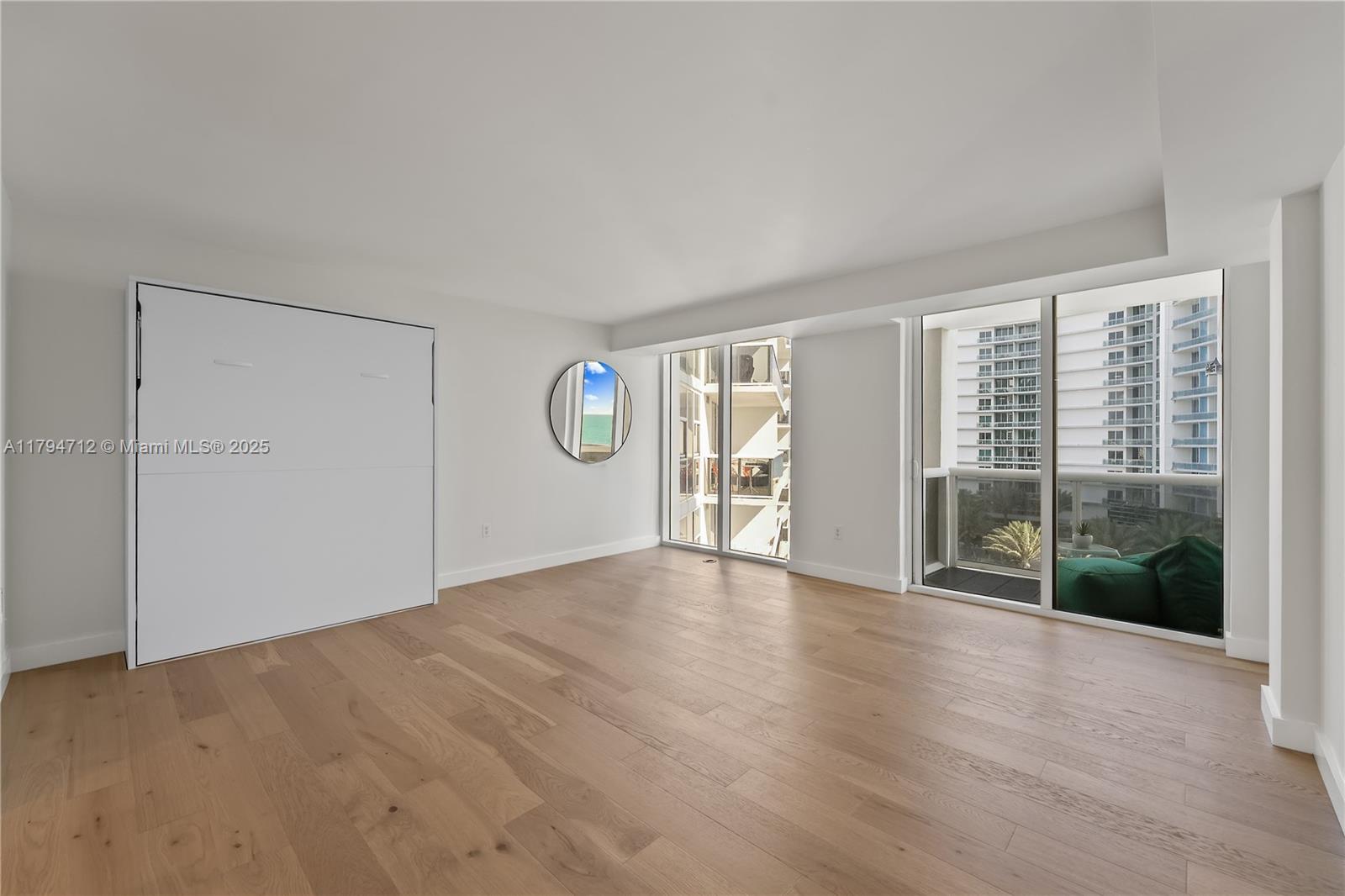 10275 Collins Ave # 801