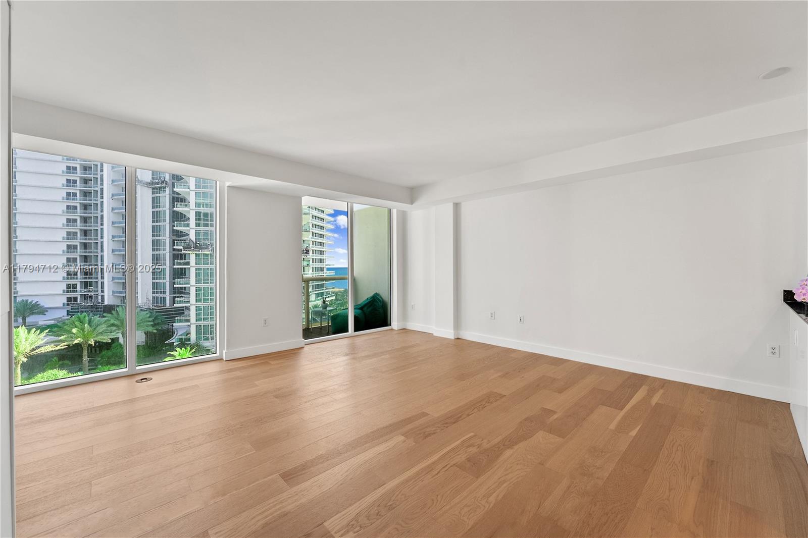 10275 Collins Ave # 801