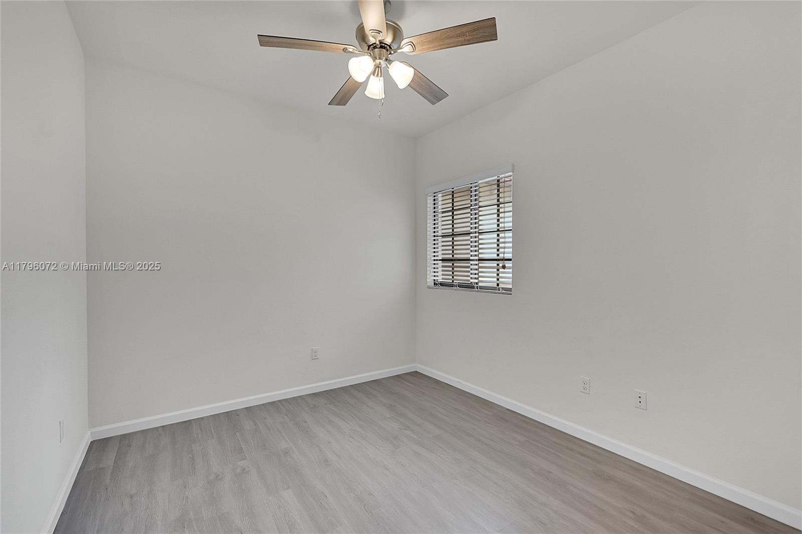 4204 N Dixie Hwy # 4