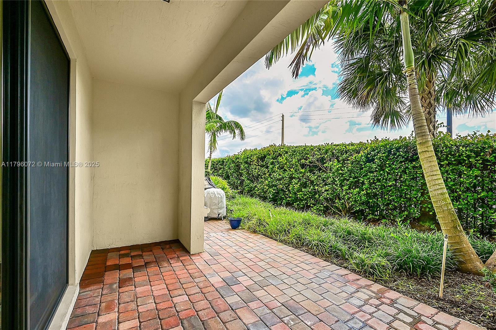 4204 N Dixie Hwy # 4