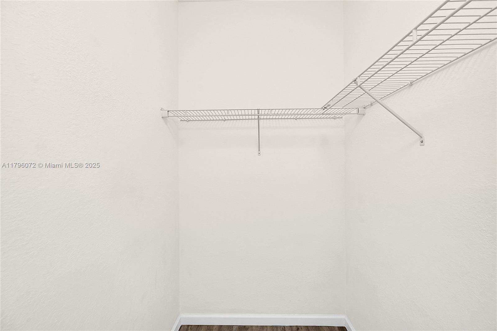 4204 N Dixie Hwy # 4