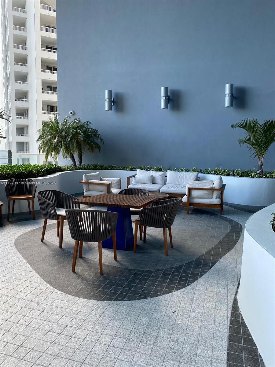 1300 Brickell Bay Dr # 3501