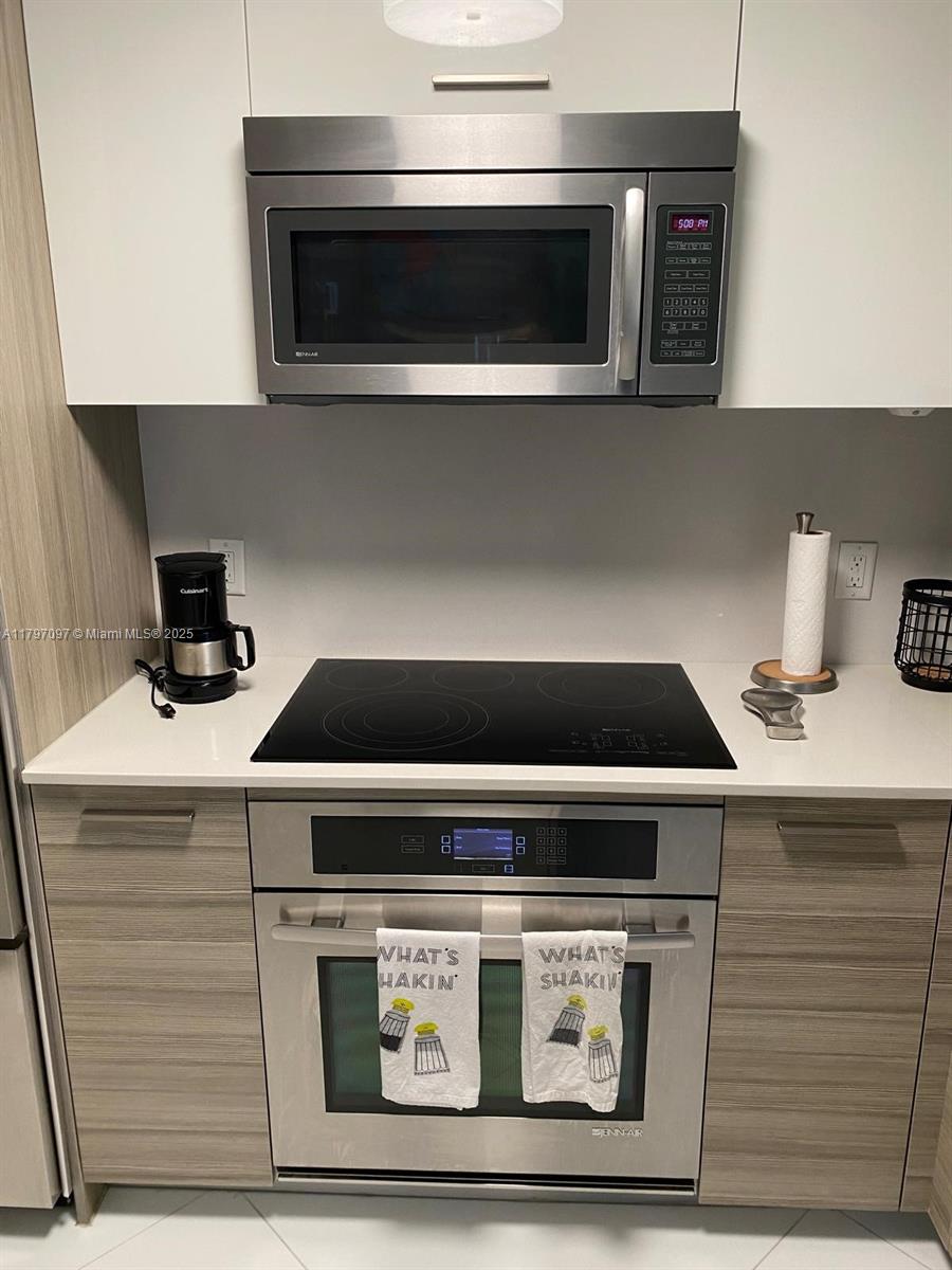 1300 Brickell Bay Dr # 3501
