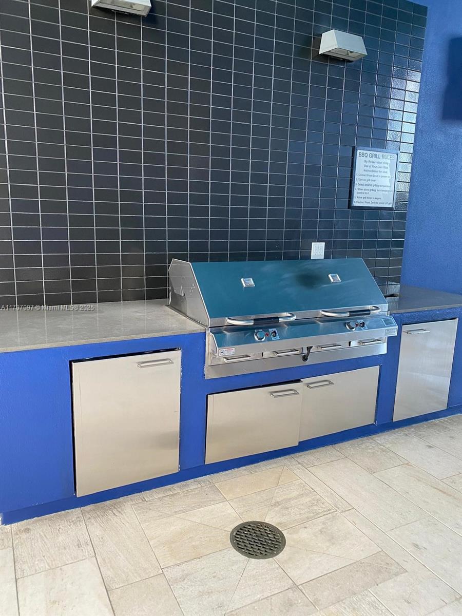 1300 Brickell Bay Dr # 3501