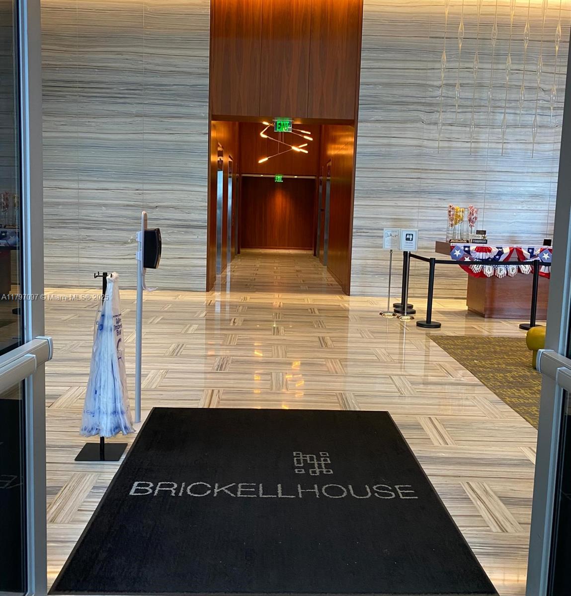 1300 Brickell Bay Dr # 3501