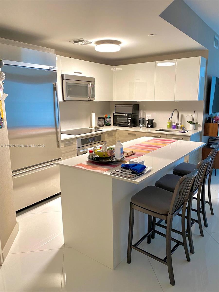 1300 Brickell Bay Dr # 3501
