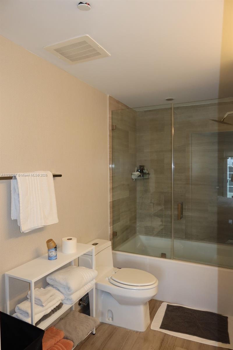 1300 Brickell Bay Dr # 3501
