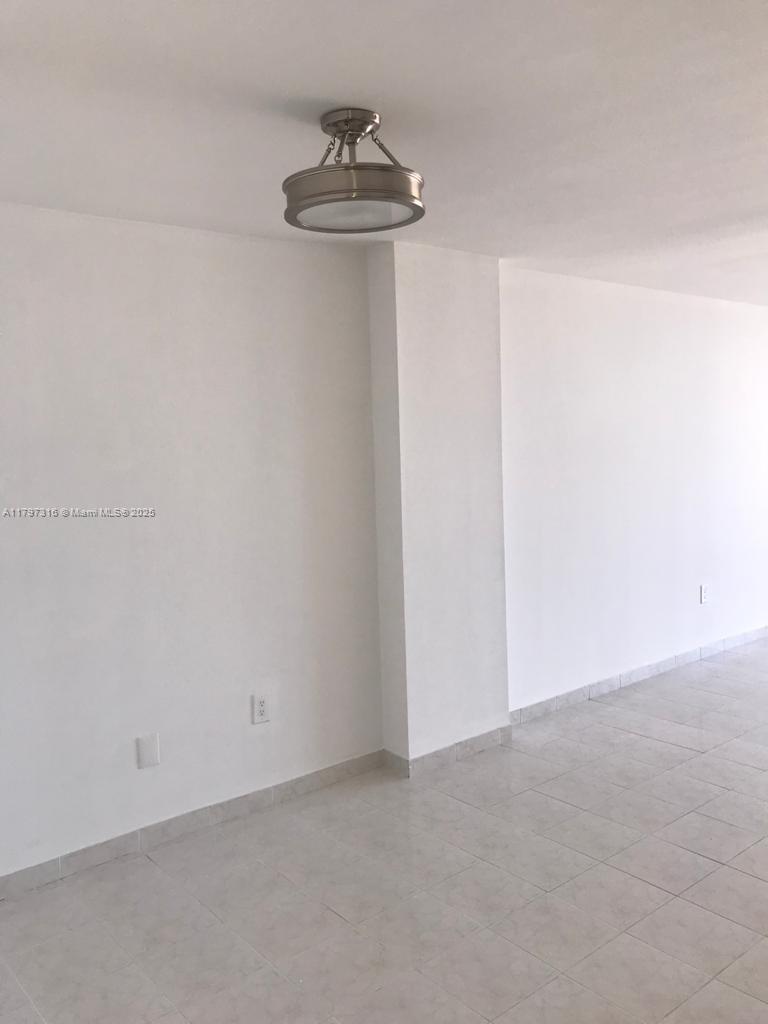 1450 Brickell Bay Dr # 1604