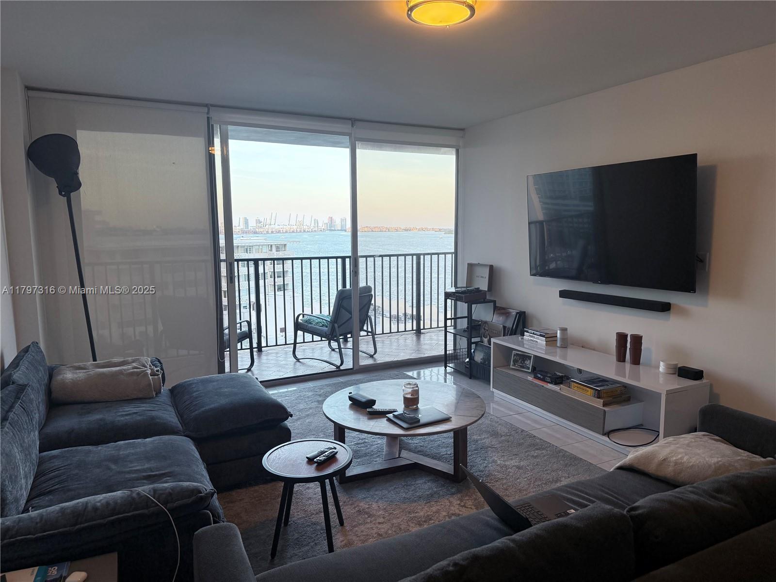 1450 Brickell Bay Dr # 1604