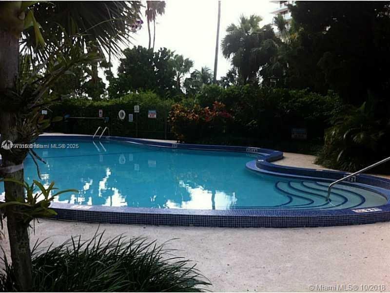 1450 Brickell Bay Dr # 1604