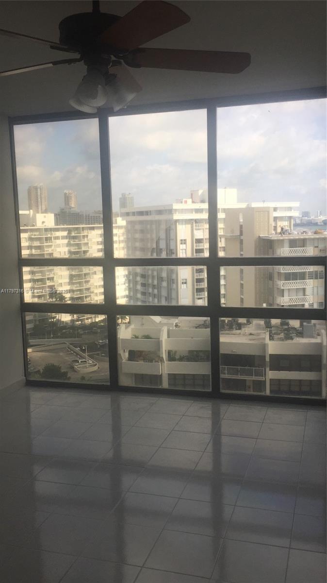 1450 Brickell Bay Dr # 1604