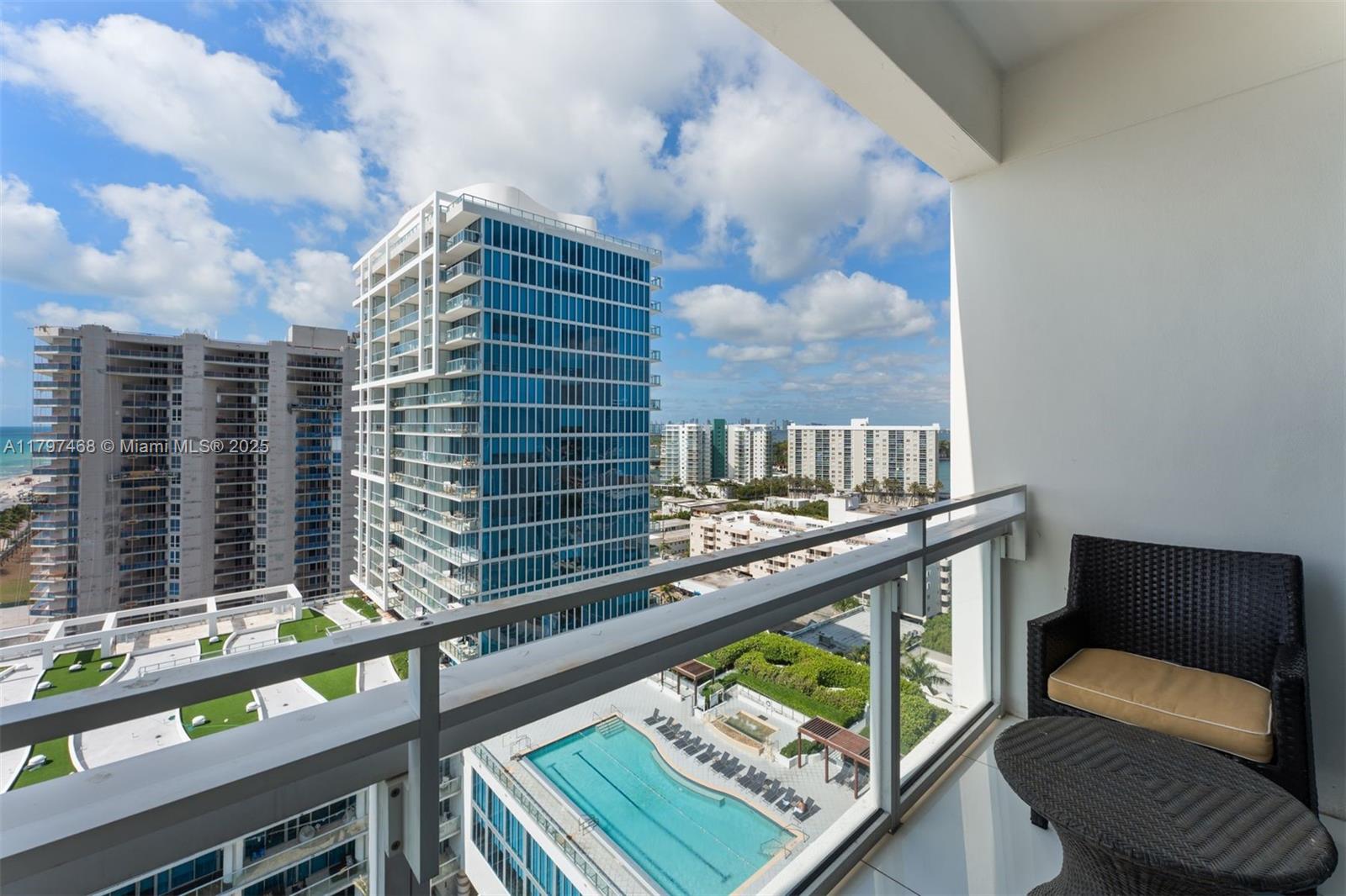 6801 Collins Ave Unit: PH10