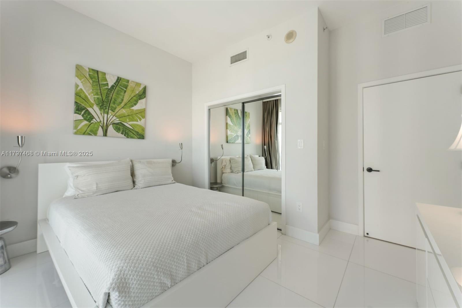 6801 Collins Ave Unit: PH10