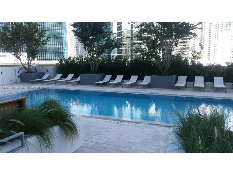 1300 Brickell Bay Dr # 2413