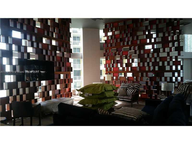 1300 Brickell Bay Dr # 2413