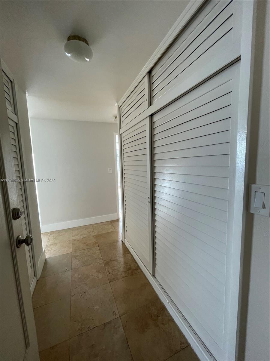 1408 Brickell Bay Dr # 906