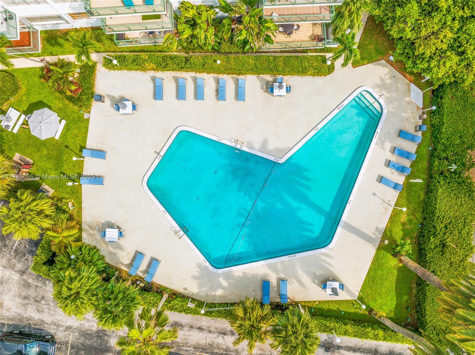 1408 Brickell Bay Dr # 906