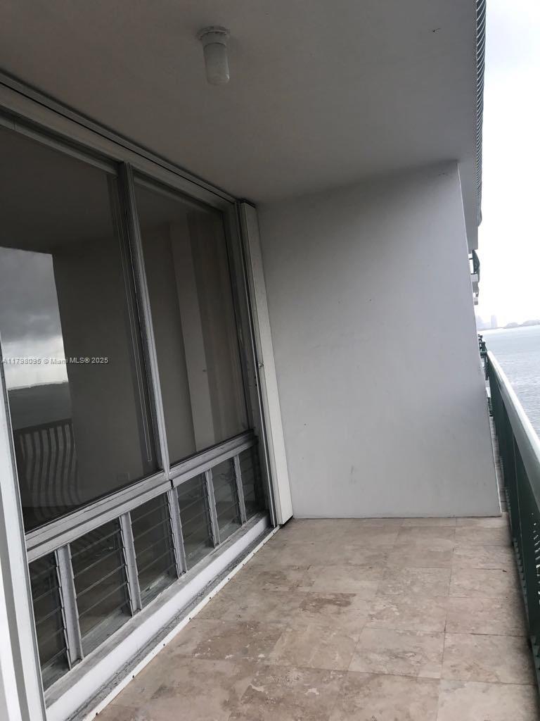 1408 Brickell Bay Dr # 906