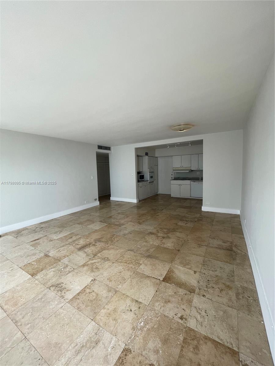 1408 Brickell Bay Dr # 906