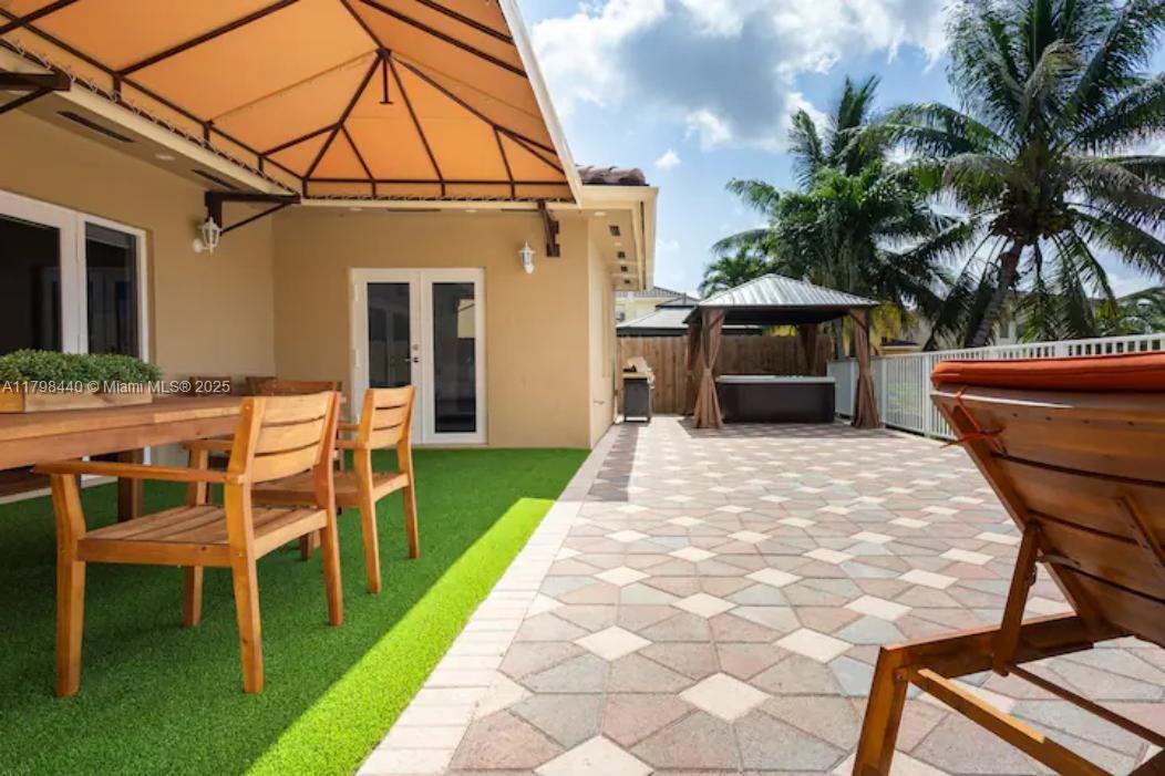 15566 SW 13th Ter