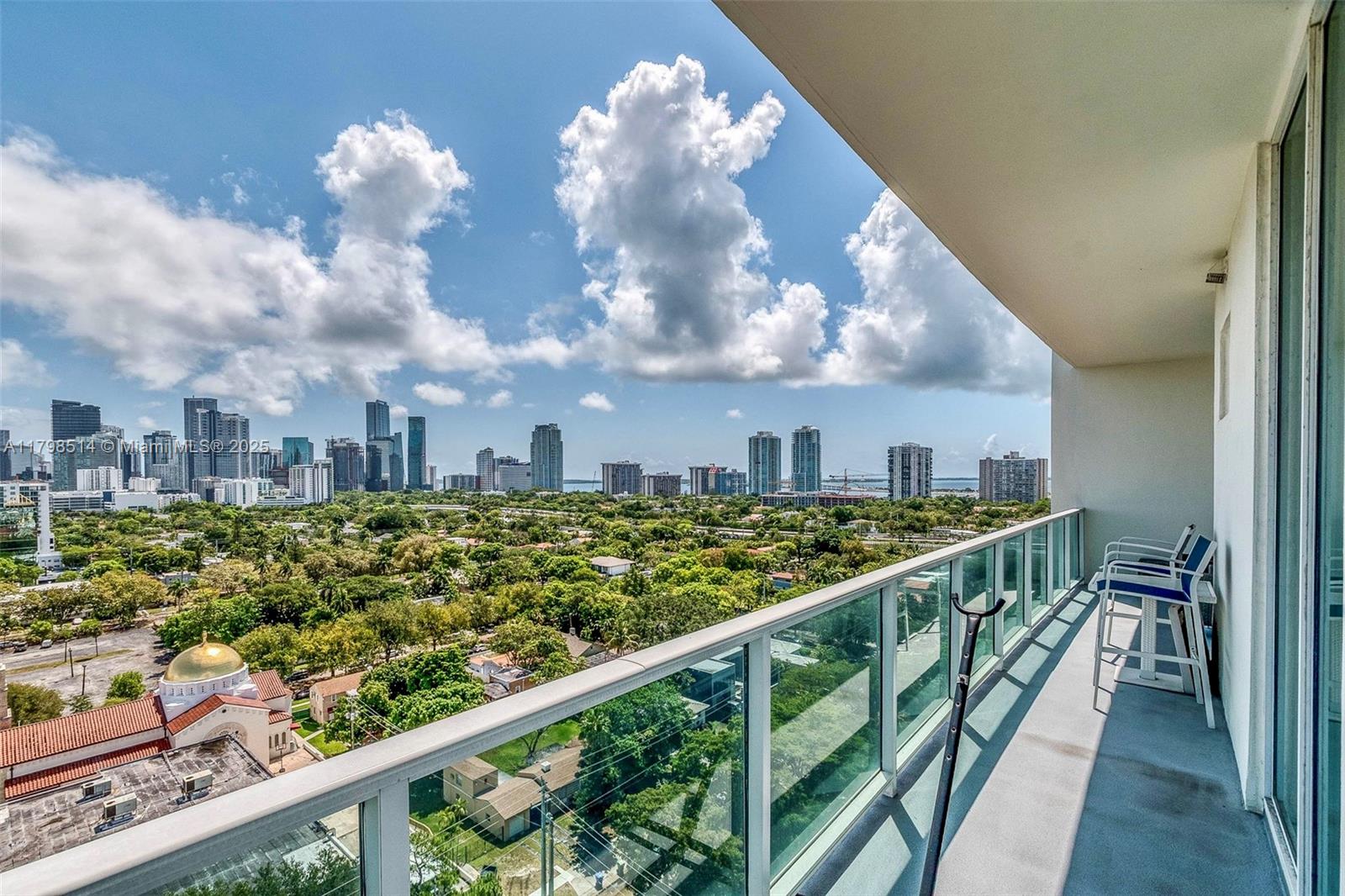 2525 SW 3 Ave # 1407