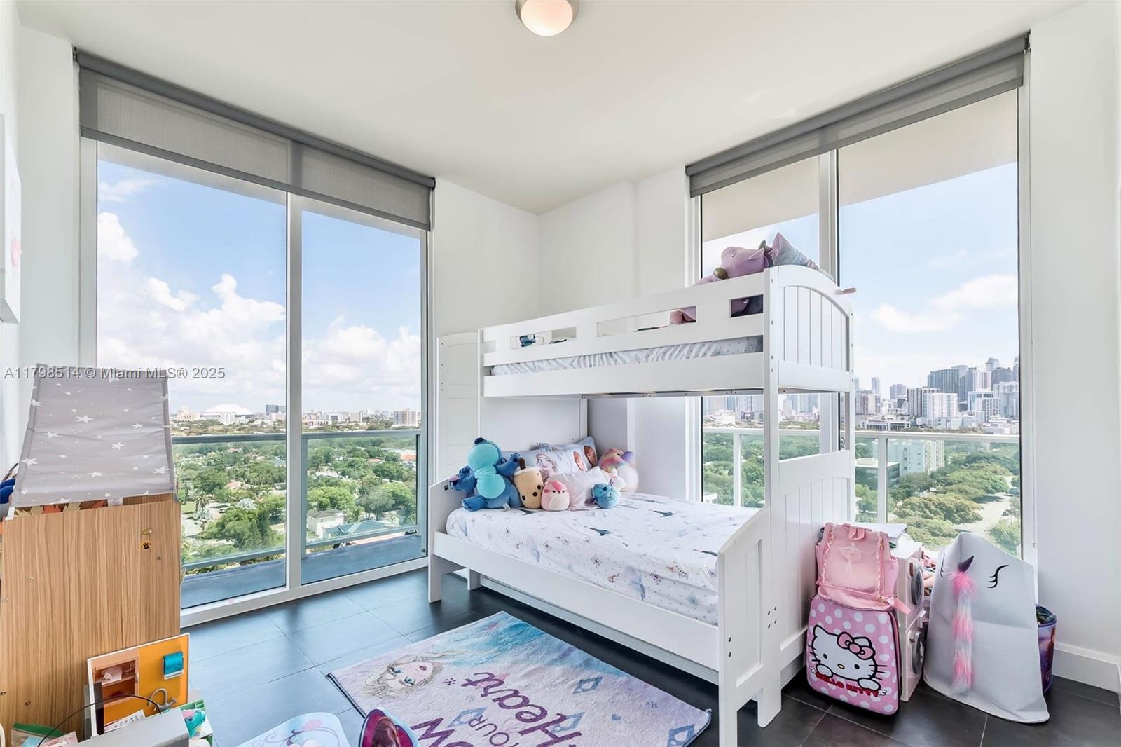 2525 SW 3 Ave # 1407