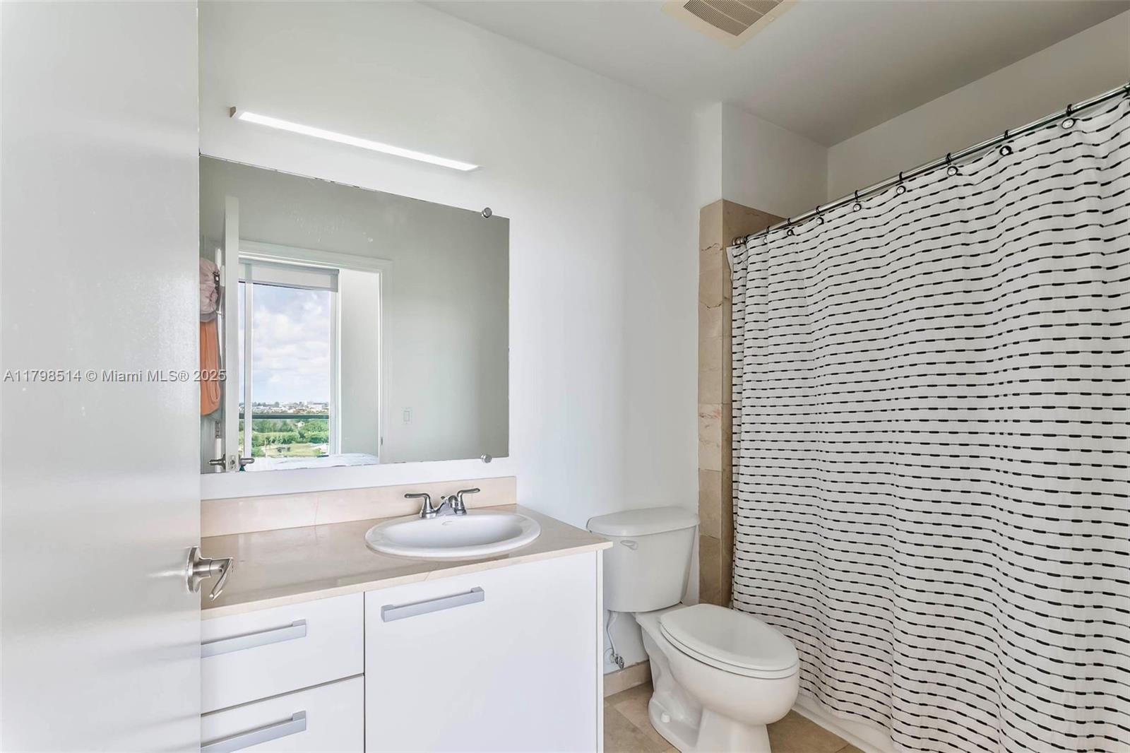 2525 SW 3 Ave # 1407