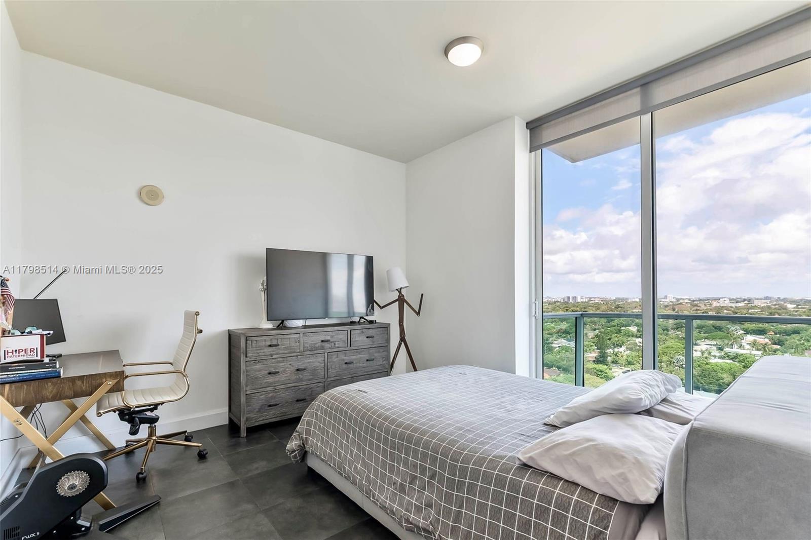2525 SW 3 Ave # 1407