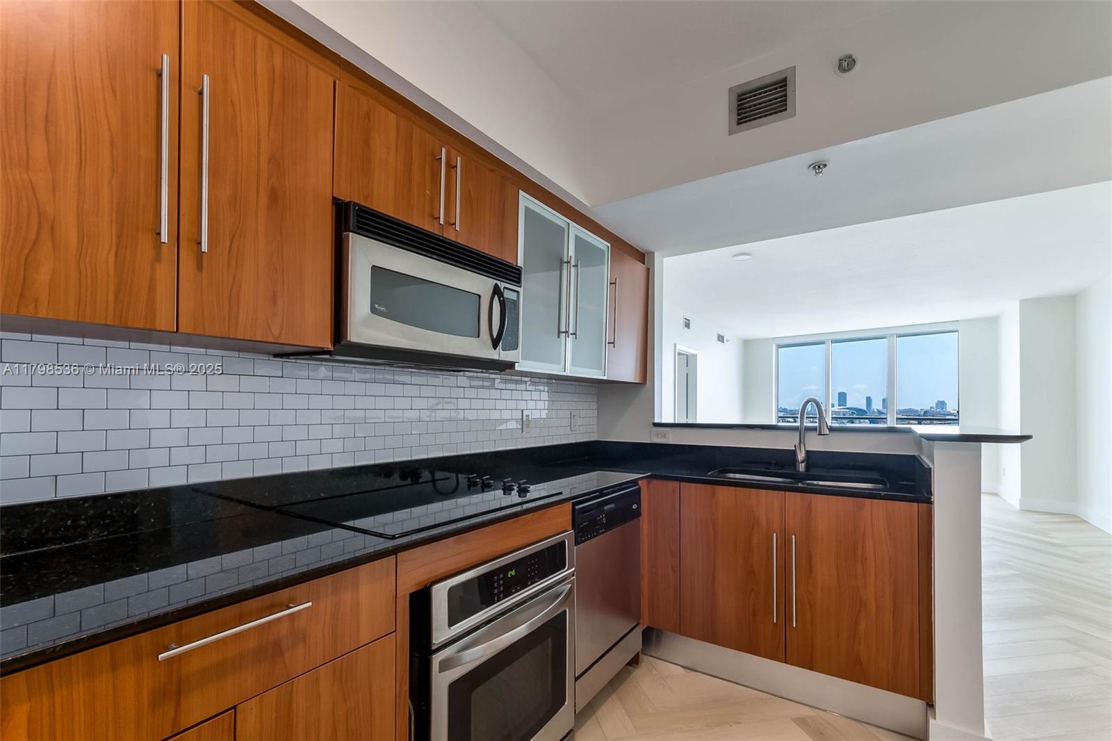 335 S Biscayne Blvd # 1012