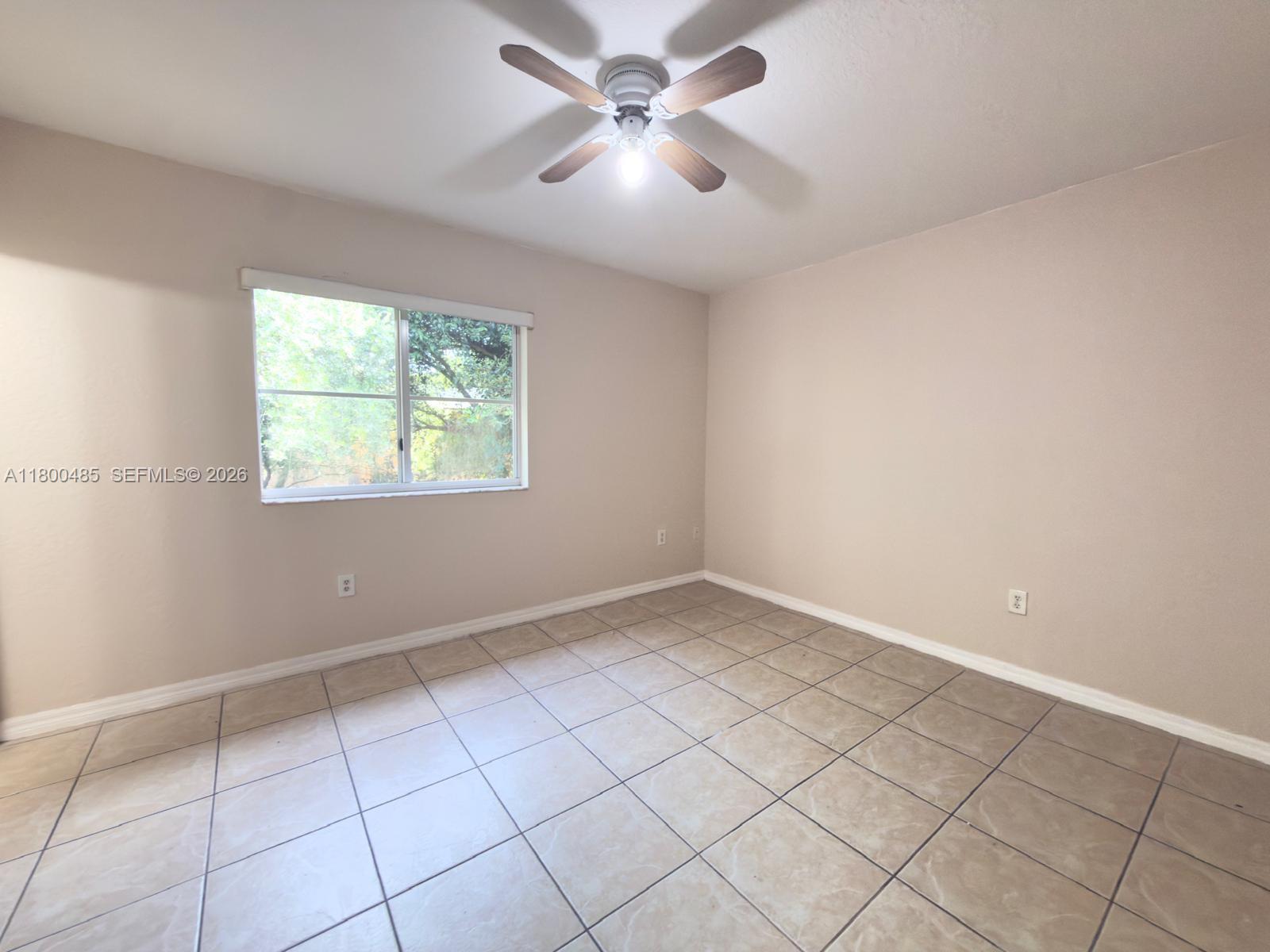 646 SW 7th Ter