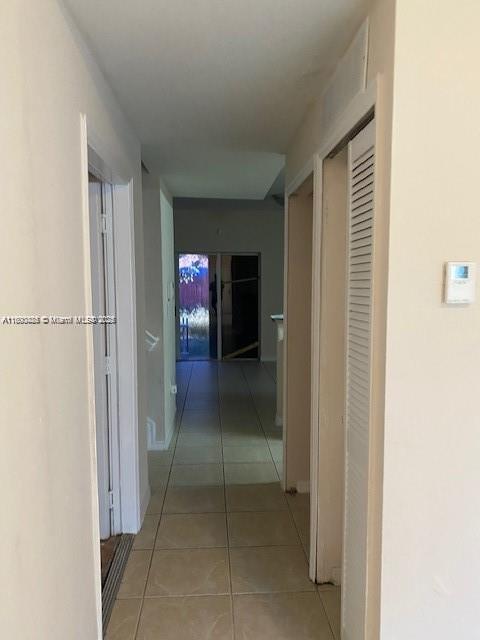 646 SW 7th Ter