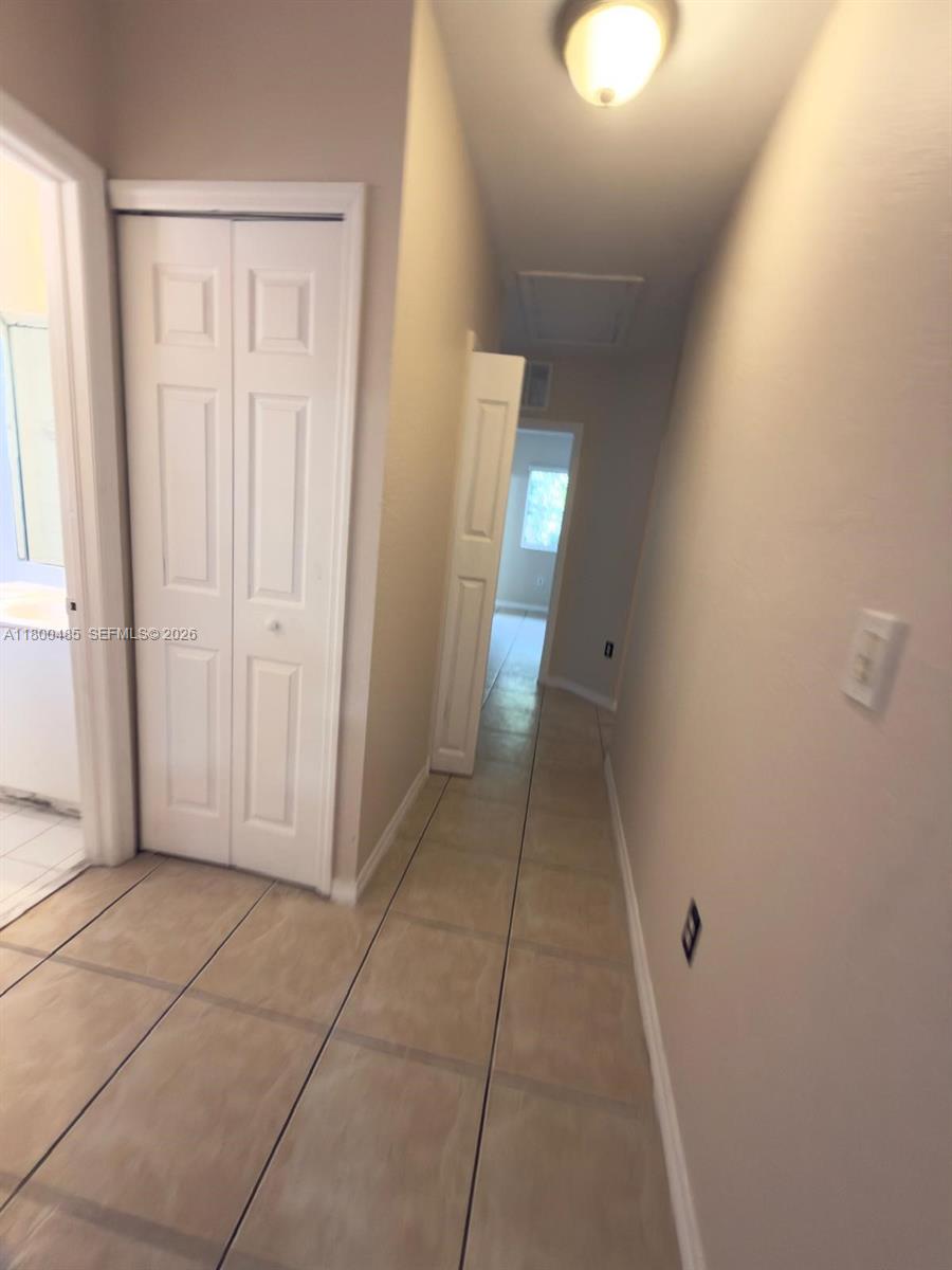 646 SW 7th Ter