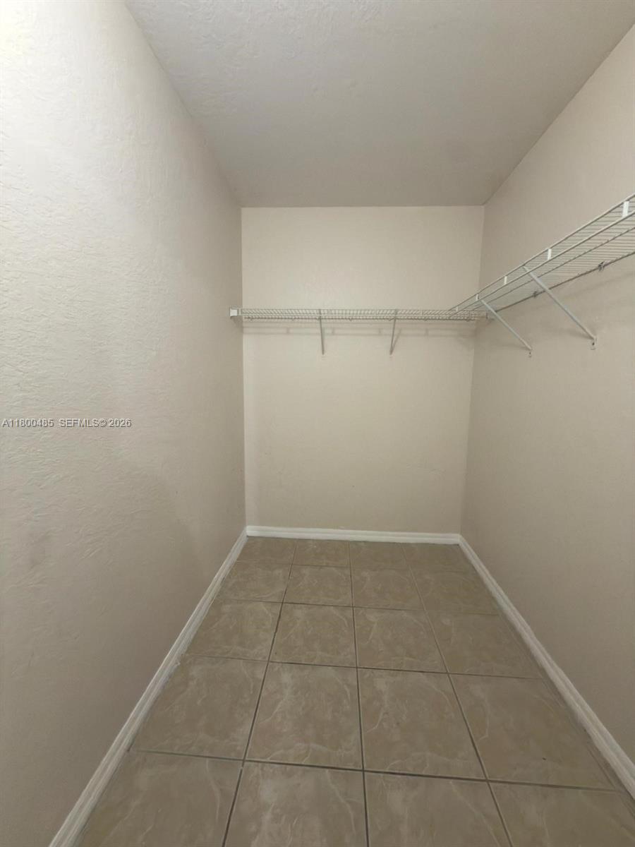 646 SW 7th Ter