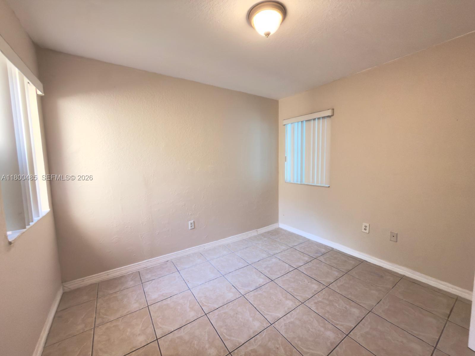 646 SW 7th Ter