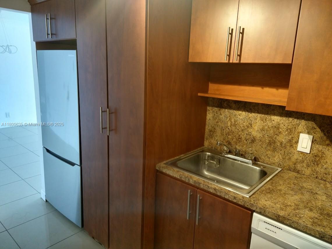 200 SE 15th Rd # 9B