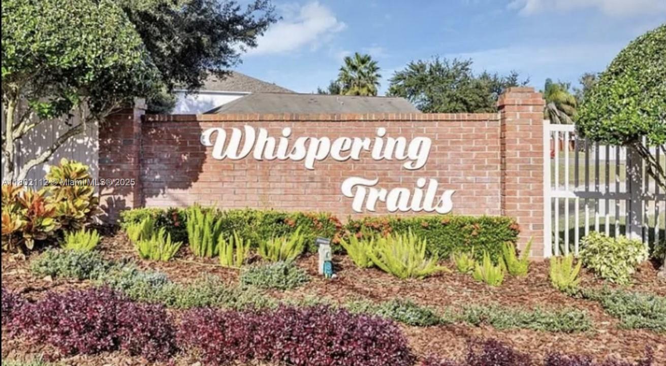 2110 Whispering Trails Blvd