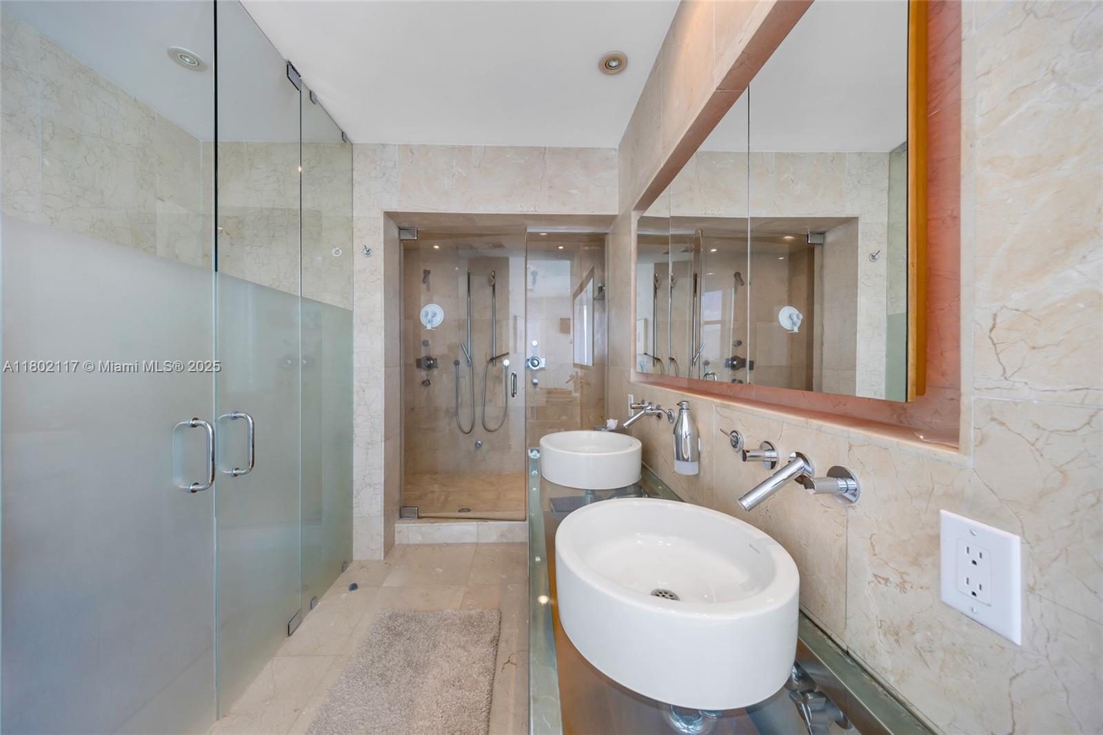 6000 Indian Creek Dr # 3 Unit: 25C-3