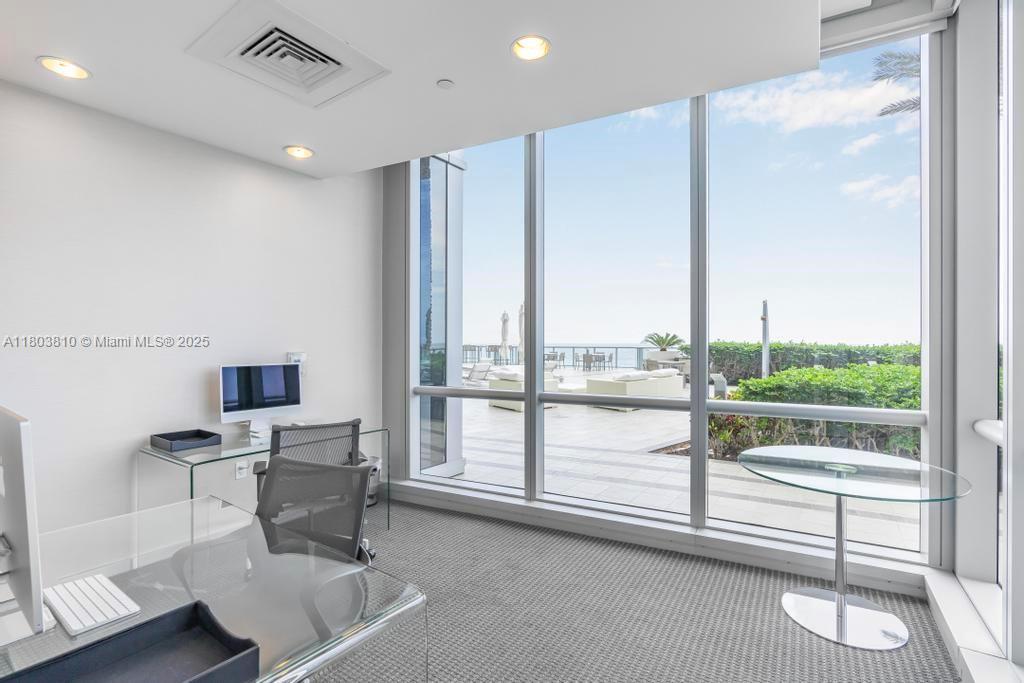 17121 Collins Ave # 903