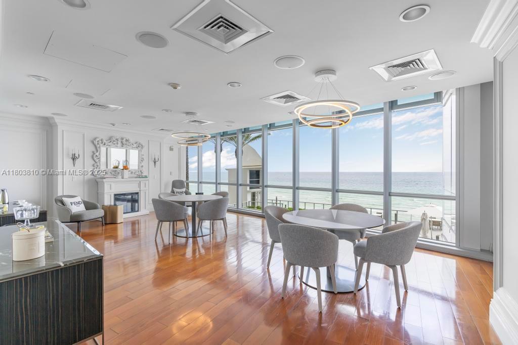 17121 Collins Ave # 903