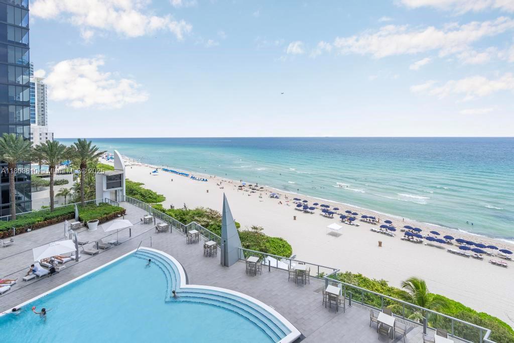 17121 Collins Ave # 903