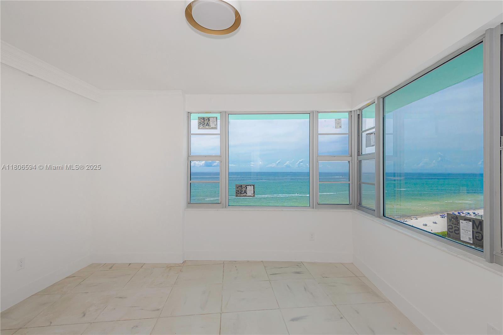 5255 Collins Ave # 14D
