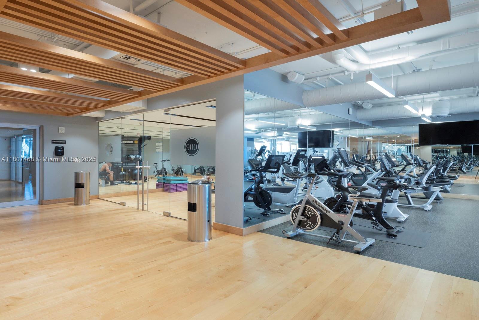 900 Biscayne Blvd # 5606