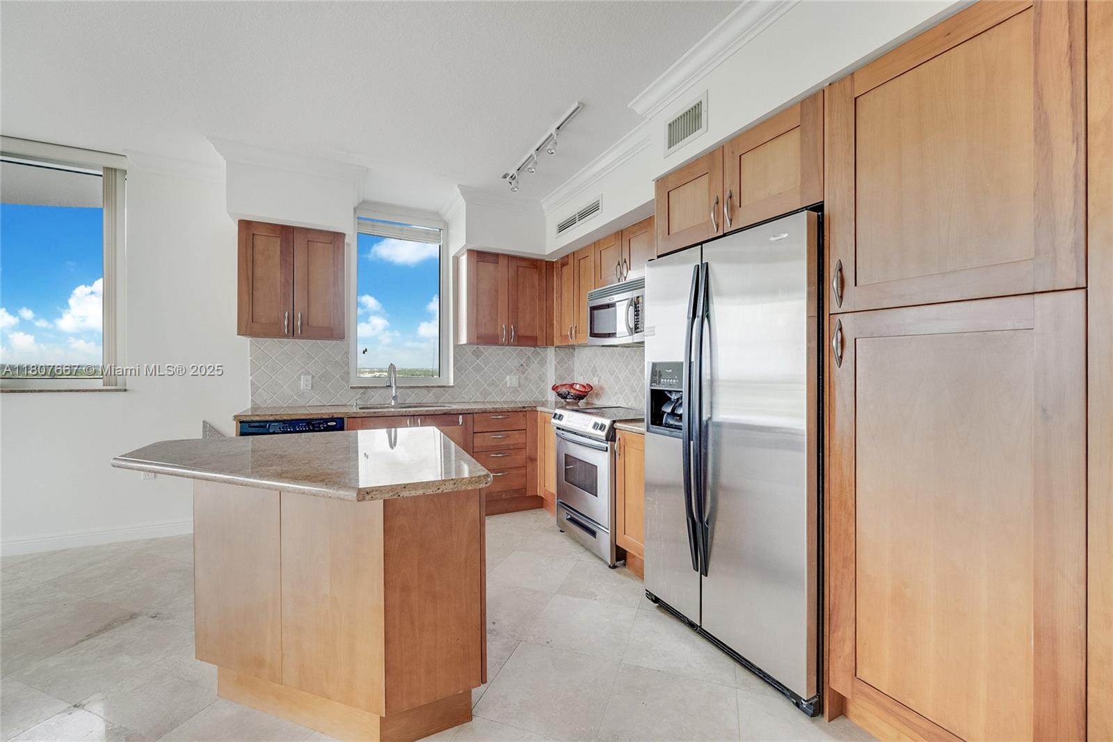 1745 E Hallandale Beach Blvd Unit: 1607W